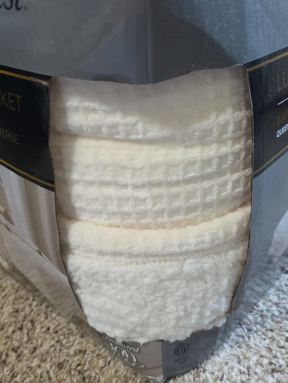 Beautyrest Queen Luxury Heated Blanket - White Whisper Waffle Plush